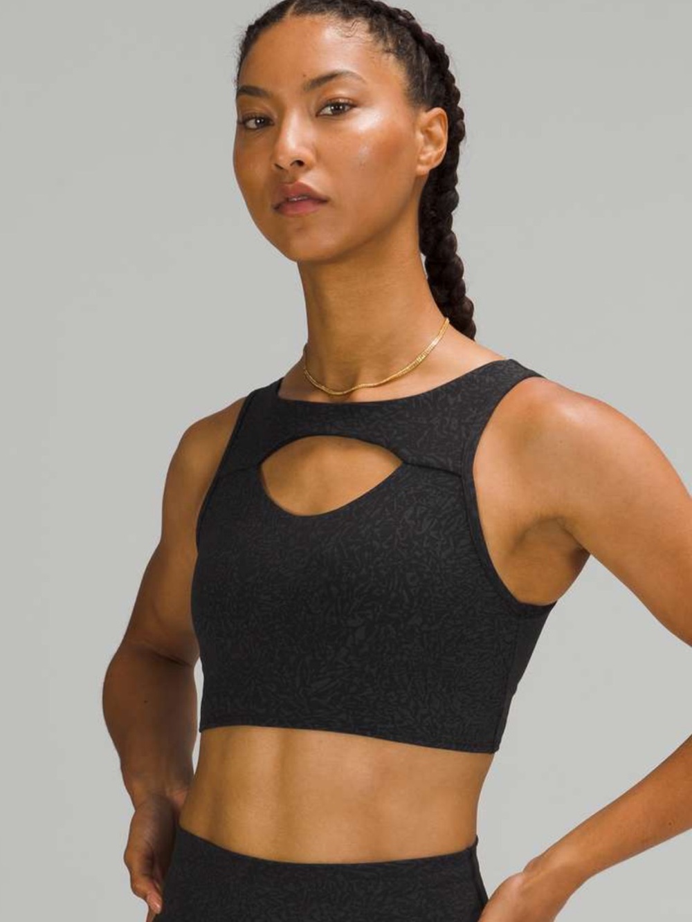 Lululemon Everlux Cut-Out Train Bra Sz 8 Medium Support, B/C Cups
Crunch Black